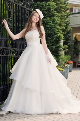 AN0120 Cinderella & Co.,Inc.